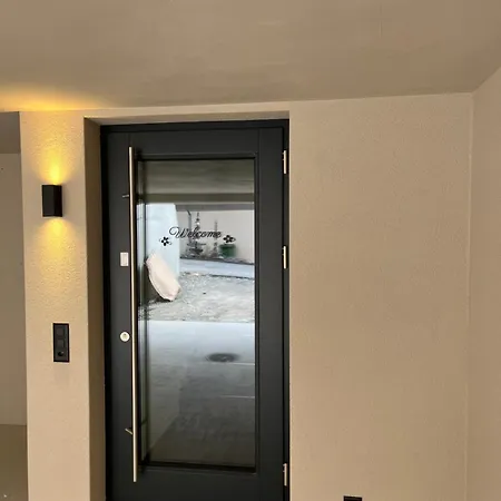 Neues 2 Am Fusse Des Niesen Am Thunersee Apartment *
