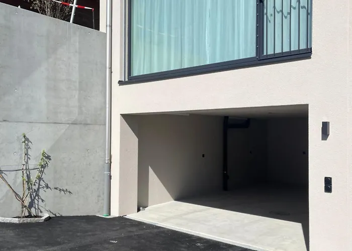 Neue In Der Naehe Vom Oeschinensee Und Der Jungfrau Region דירה